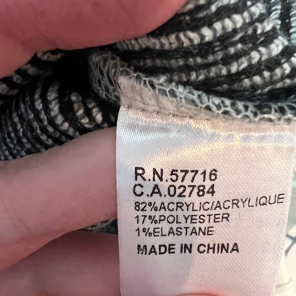 Papillon NEW Textured Liner Print Sweater Dress Grey Size Large - Picture 12 of 15